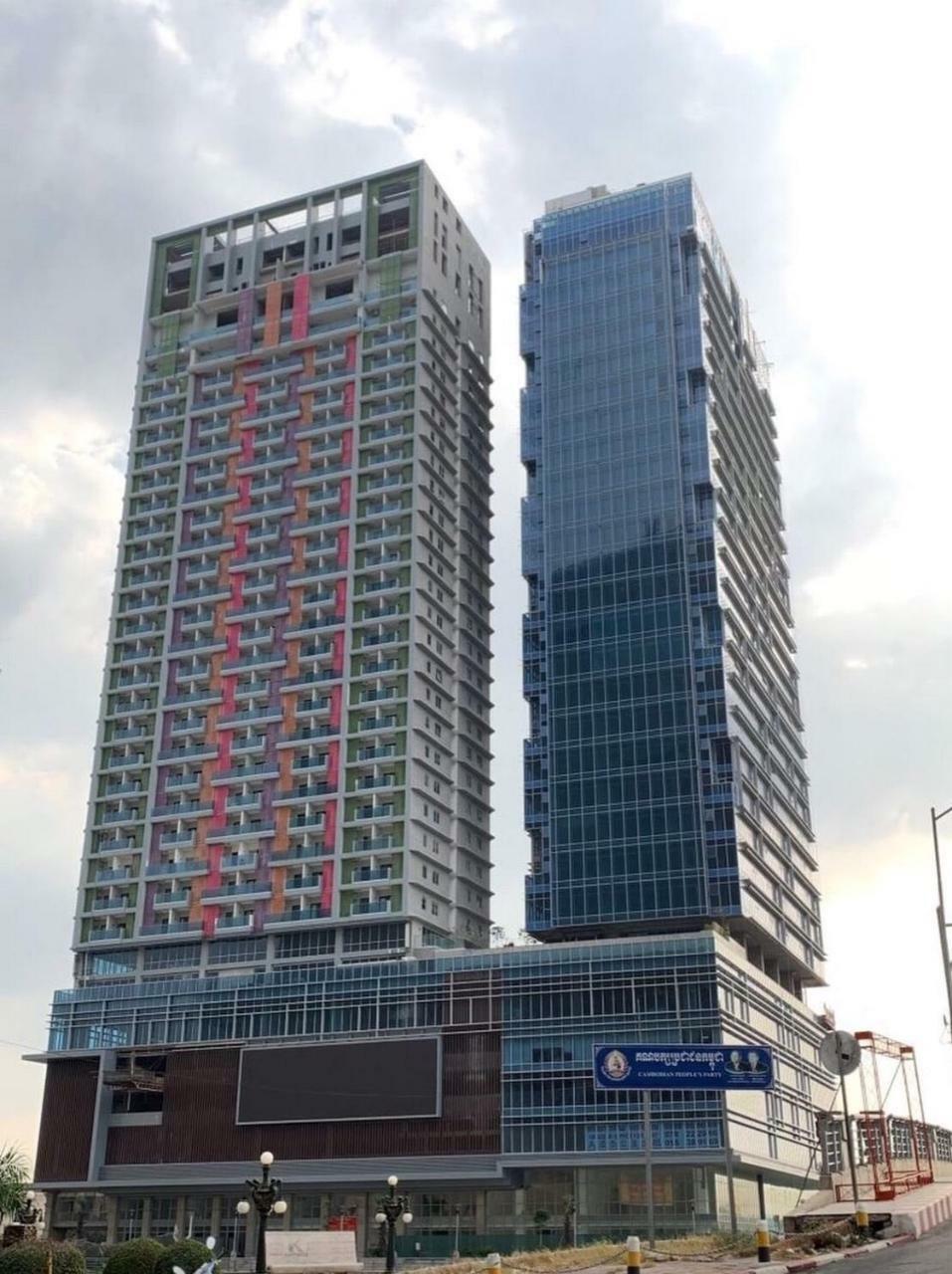 Diamond Twintower Apartment Hotel 鑽石雙星酒店式公寓 Phnom Penh Exterior photo